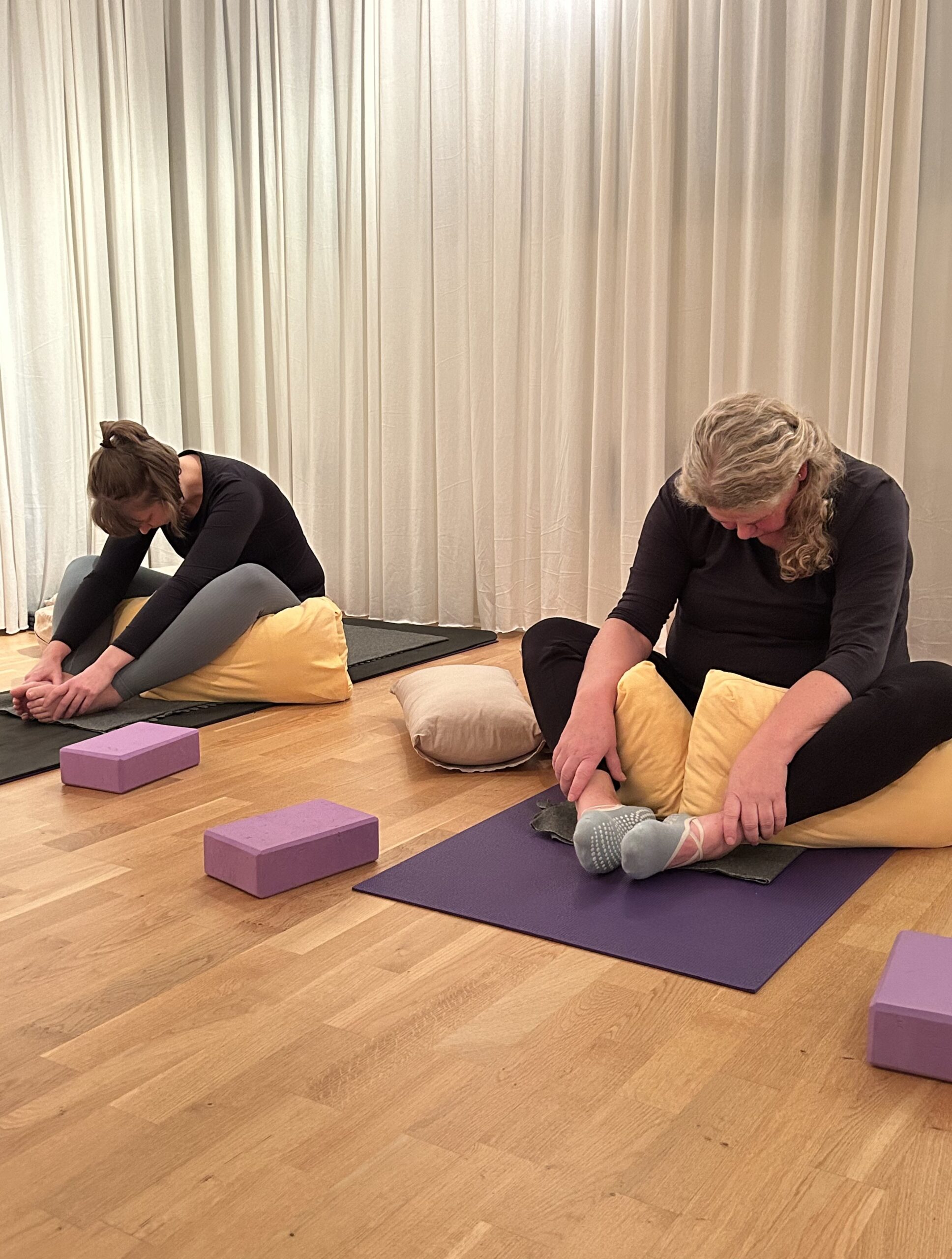 Yinyoga i Växjö sittande fjäril