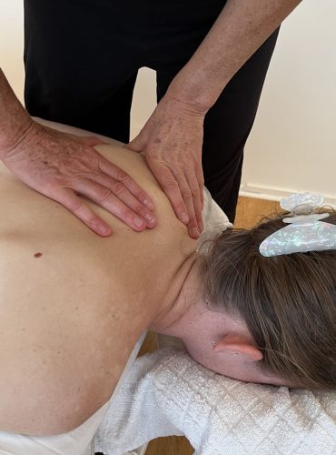 Massage av axel